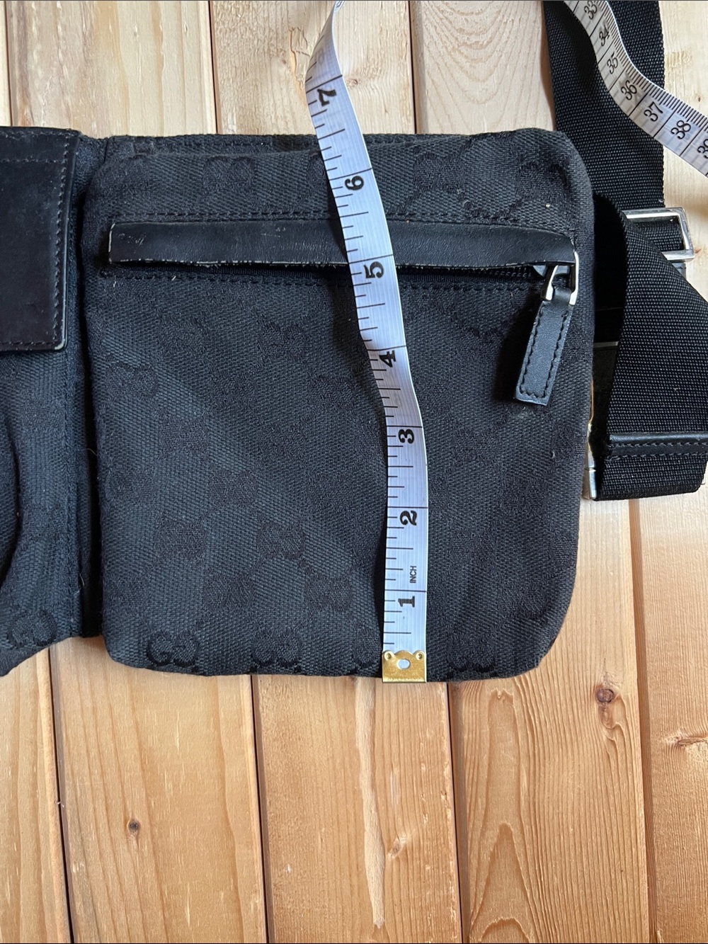 Gucci Black Logo Jacquard Belt Bag - Picture 8 of 9